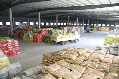 市供销社系统积极筹集农资 保障春耕生产与农作物种子经营